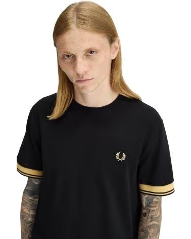 FRED PERRY CAMISETA DE MANGA CORTA M2396-90A-S EN NEGRO PARA HOMBRE