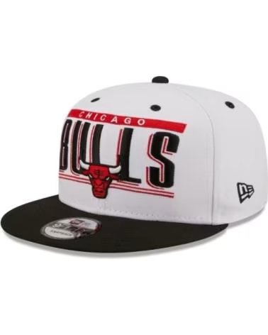 NEW ERA CAPPELLINO 9FIFTY RETRO TITLE CHICAGO BULLS 1177974 BIANCO BLANCO