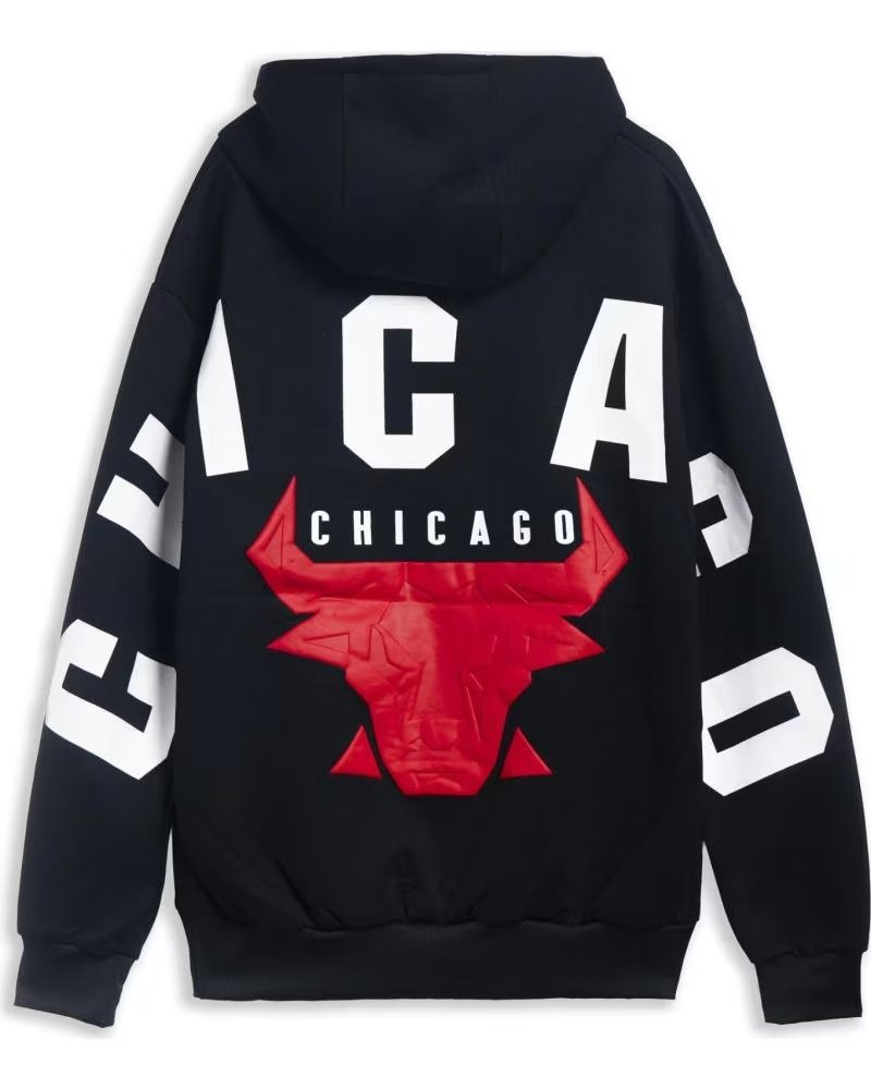 OVER STREET SUDADERA NEGRA BULL CHICAGO HOODIE NEGRO