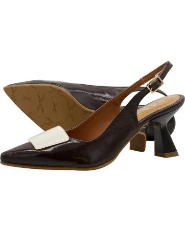 DANIELA VEGA ZAPATO 2775BD MARRÓN