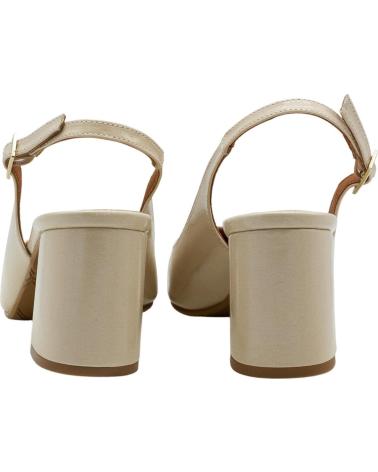 DANIELA VEGA ZAPATO 2315CD SLINGBACK EN COLOR BEIGE