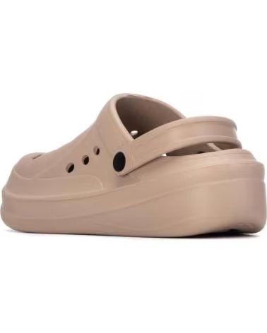 XTI ZUECOS ZAPATO SRA C EN PARA MUJER BEIGE