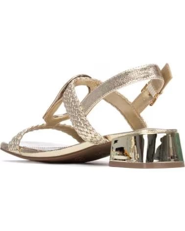 XTI VESTIR SANDALIAS 145493 EN COLOR PARA MUJER ORO