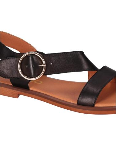 CHIKA10 SANDALIAS MUSAKA 30 EN NEGRO