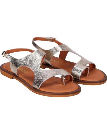 CHIKA10 SANDALIAS PLANAS MUSAKA 29 ORO