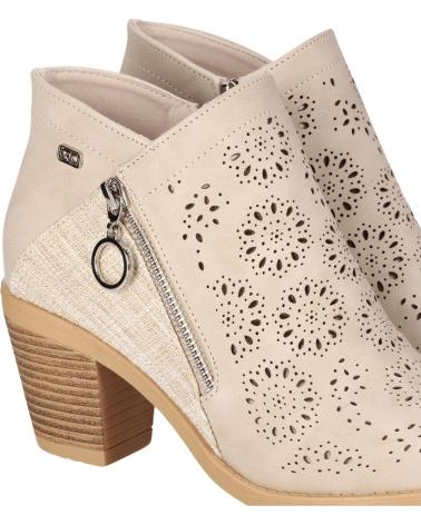 CHIKA10 BOTINES TONIA 18 BEIGE CON CALADOS