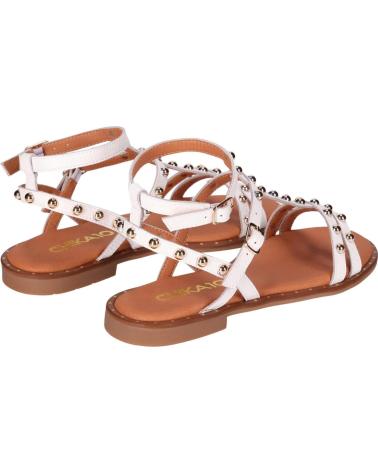 CHIKA10 SANDALIAS MUSAKA CON TACHUELAS BLANCO