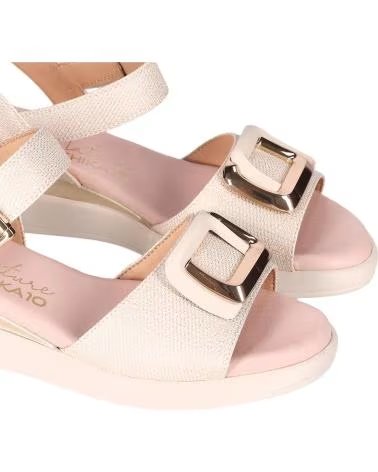 CHIKA10 SANDALE RE PERAL 06 BEIGE AVEC BOUCLE