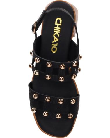 CHIKA10 SANDALIA DE TACÓN GOIKA 02 CON TACHUELAS NEGRO