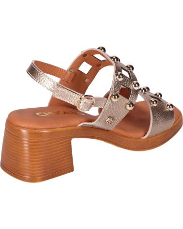 CHIKA10 SANDALIA GOIKA 02 CON TACHUELAS NEGRO