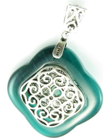 MINOPLATA COLGANTE EN PLATA VIEJA CON PIEDRA VERDE OJO DE GATO