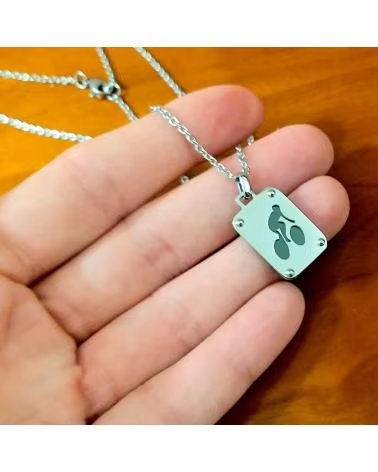 MINOPLATA EDELSTAHLHALSKETTE MIT DEKORATIVER PLAKETTE UND RADFAHRER-MOTIV