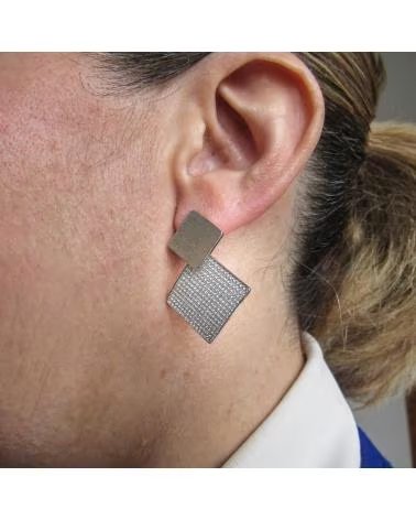 MINOPLATA PENDIENTES CUADRADOS DE PLATA MATIZADA Y CIRCONITAS MICRO
