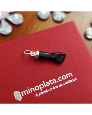 MINOPLATA COLGANTE HIGA PUNO NEGRO EN PLATA DE LEY