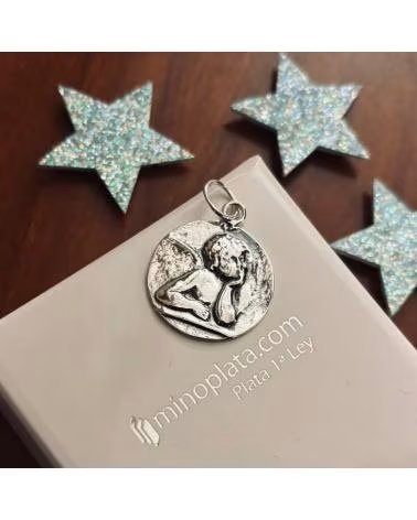 MINOPLATA COLGANTE ANGELITO EN RELIEVE DE PLATA DE LEY 20 MM
