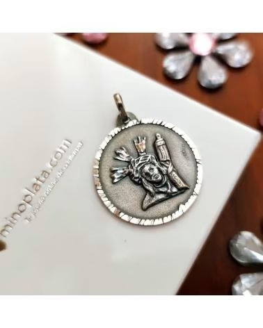 MINOPLATA MEDALLA CRISTO DEL GRAN PODER 35 MM DE PLATA DE LEY ENVEJECI