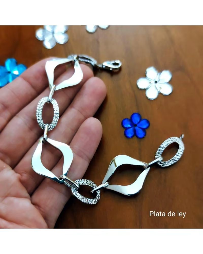 MINOPLATA PULSERA ESLABONES LISOS Y TALLADOS DE PLATA DE LEY RODIADA