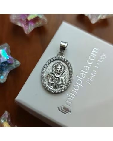 MINOPLATA MEDALLA SAN BENITO DE PLATA CON CIRCONITAS 24MM