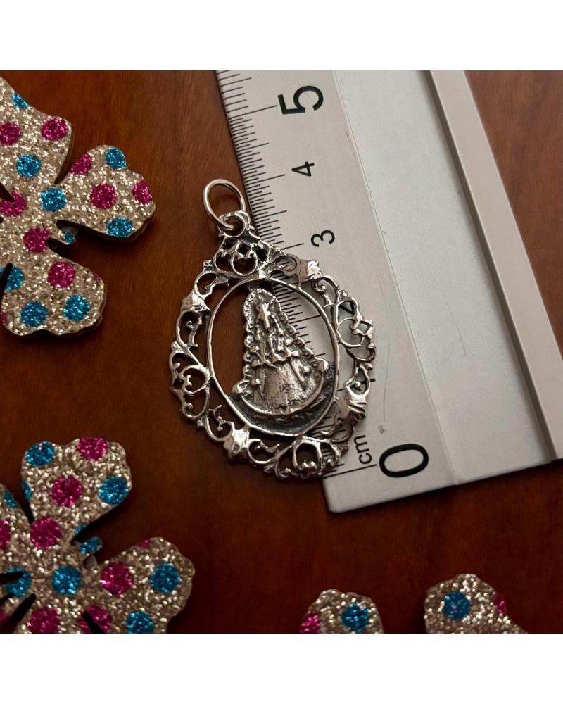 MINOPLATA MEDALLA VIRGEN DEL ROCIO DE PLATA DE LEY ENVEJECIDA Y CALADA