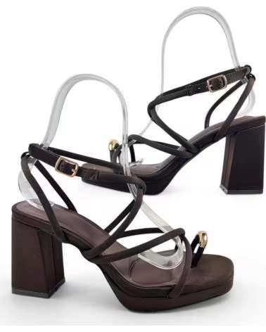 TIMBOS SANDALE HABILLÉE À TALON LARGE NEGRO