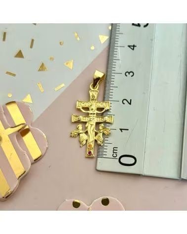 MINOPLATA CRUZ DE CARAVACA DE PLATA DE LEY CHAPADA EN ORO Y CIRCONITAS