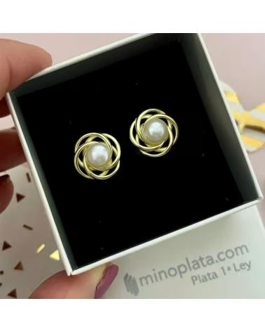 MINOPLATA PENDIENTES FLOR DE PLATA DE LEY BANADA EN ORO CON PERLAS CUL