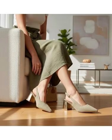TIMBOS SANDÁLIA DE SALTO ACABAMENTO DOURADO AMARILLO