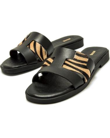 MTNG SANDALIAS CASUALES ALYSA 61588 PARA MUJER NEGRO