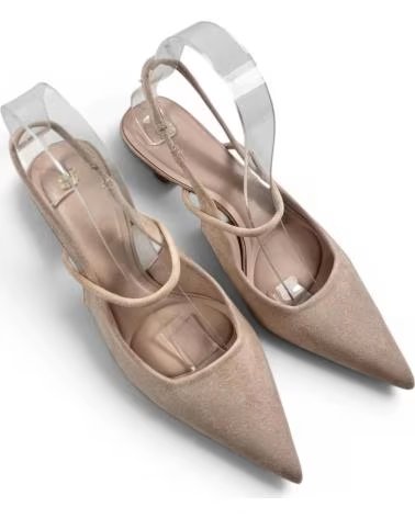 TIMBOS SALÓN DESTALONADO EN TONO BEIGE
