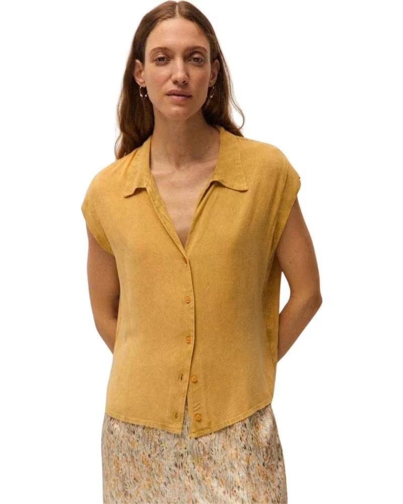 SYSTEM ACTION CAMISAS Y BLUSAS EN COLOR MOSTAZA