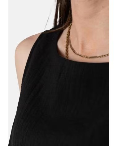 YERSE TOPS EN COLOR NEGRO