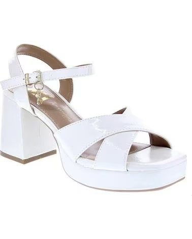 Sandálias-De-Mujer-XTI-SANDALIAS-CHAROL-PLATAFORMA-02-CHAROL-HIELO