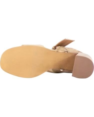 KESLEM LA-742 SANDALS IN TAUPE