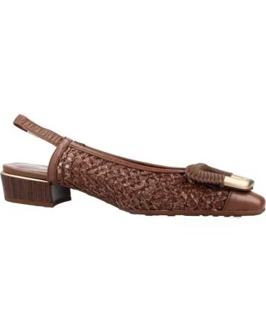 SAPATOS SLINGBACK HISPANITAS 151-RHV264658 COM FIVELA E ACABAMENTO PERFURADO MARRóN