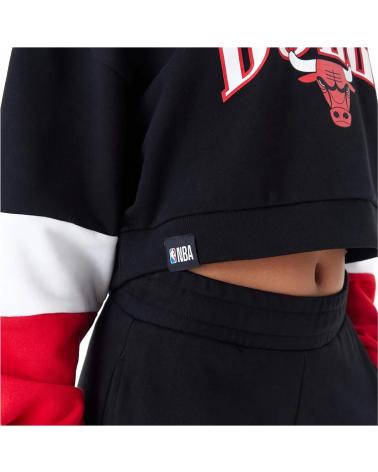 NEW ERA SUDADERA CHICAGO BULLS CROP CON BLOQUES DE COLOR MULTICOLOR