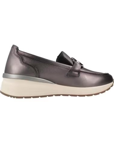 CARMELA MOCASINES MUJER MODELO 169393 COLOR PLATA PLOMO