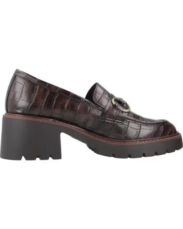 CARMELA MOCASINES MUJER MODELO 162566C COLOR  MARRON
