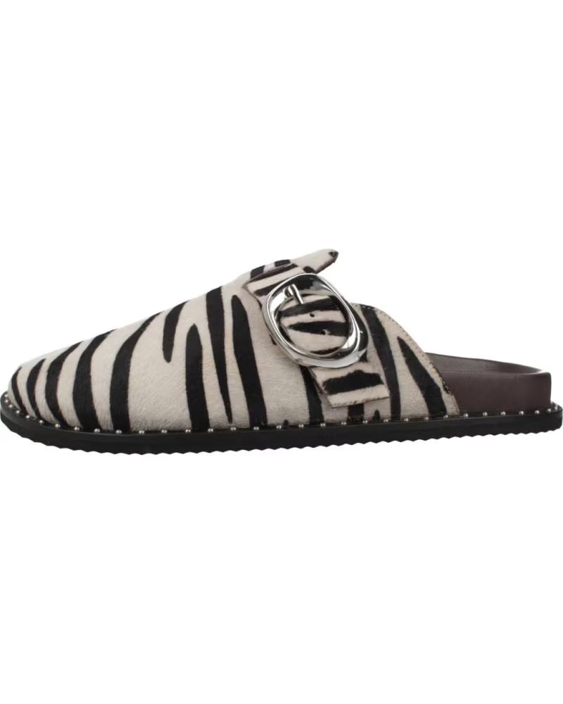 CARMELA ZUECOS MUJER MODELO 163278C COLOR ANIMAL PRINT CEBRA