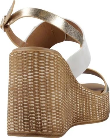 REPO SANDALEN MODELL 22224R MIT PLATEAU UND MEHRFARBIGEM FINISH PLTBNC