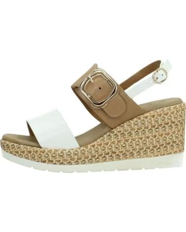REPO SANDALIAS 51272R DE CUÑA EN BEIS BNCCML