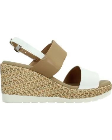 REPO SANDALIAS 51272R DE CUÑA EN BEIS BNCCML