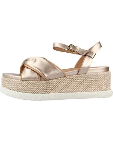 STONEFLY SANDALIAS MUJER MODELO ARIANNA 2 LAMINATED COLOR ORO I89