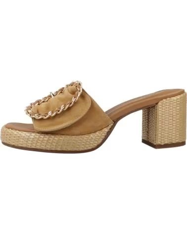 SANDALIAS NOA HARMON 10305P ESTILO RAFIA CON TACÓN MARRÓN