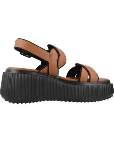 NOA HARMON SANDALIAS MODELO 10311PN MARRONES CON PLATAFORMA NGRCR