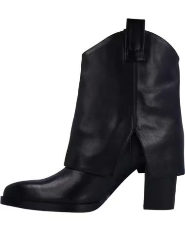 ITSE BOTINS RIOTA EM PELE NEGRO
