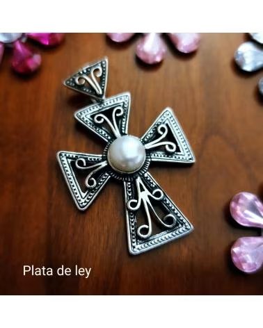 MINOPLATA COLGANTE CRUCIFIJO EN PLATA DE LEY ENVEJECIDA CON FILIGRANA Y PERLA