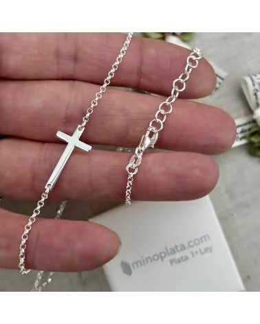 MINOPLATA GARGANTILLA DE PLATA CON CRUZ TUMBADA