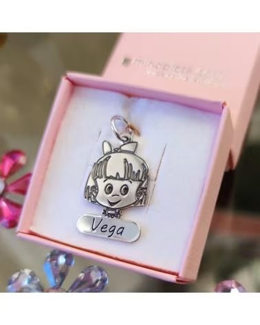 MINOPLATA COLGANTE DE PLATA PERSONALIZADO DISEÑO NINA