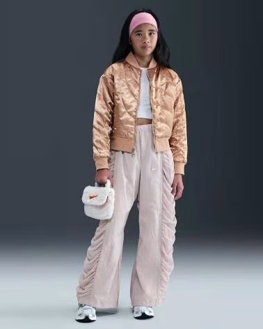 NIKE GIACCA BAMBINA HQ9375 ORO DORADO