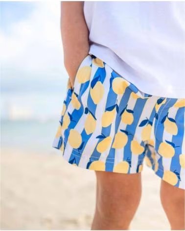 BADAWII BANADOR BANADOR SHORT NINO ESTAMPADO LIMONES EN AZUL PARA NINOS LIMONCELLO STRIPES